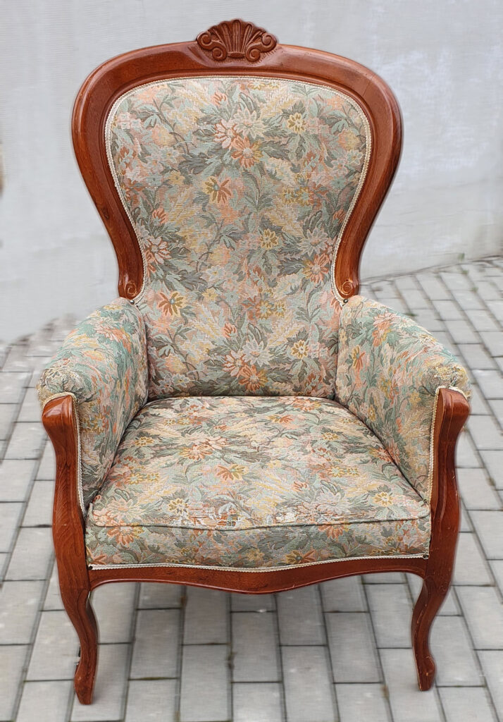 fotel ludwik przed renowacją